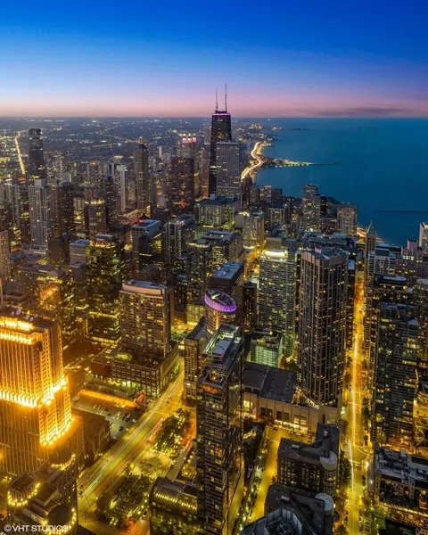 View/Area - 363 E Wacker Dr #9101, Chicago, IL 60601 photo 3 of 14