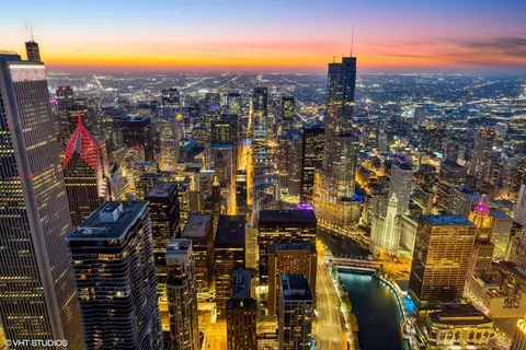 View/Area - 363 E Wacker Dr #9101, Chicago, IL 60601 photo 2 of 14