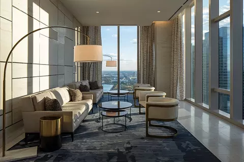 Living - 363 E Wacker Dr #9101, Chicago, IL 60601 photo 8 of 8