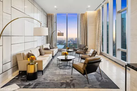 Living - 363 E Wacker Dr #9101, Chicago, IL 60601 photo 3 of 8