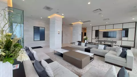 Living - 363 E Wacker Dr #9101, Chicago, IL 60601 photo 6 of 8