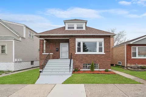 5237 S Long Ave, Chicago, IL 60638
