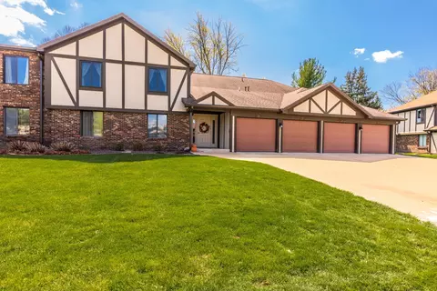 27 Brandywine Ct #27, Bloomington, IL 61704