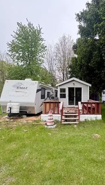 2664 Woodhaven, Sublette, IL 61367