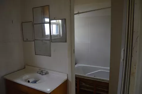 Bath - 916 W Front St, Bloomington, IL 61701 photo 1 of 1