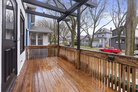 Exterior - Undisclosed, Chicago, IL 60625 photo 2 of 5