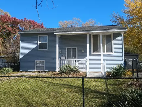 22223 Navaho Ave, Sauk Village, IL 60411