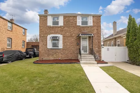 225 Marshall Ave, Bellwood, IL 60104
