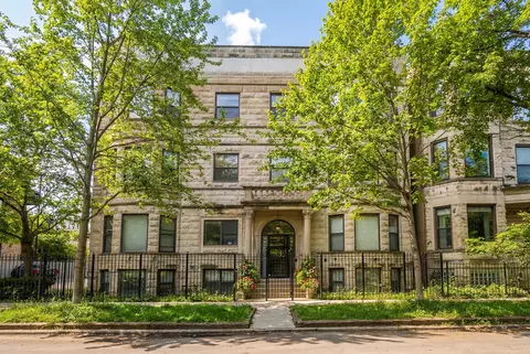 4038 N Kenmore Ave #3, Chicago, IL 60613