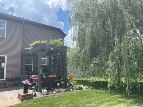 Exterior - 6002 Jackpine Rd, Bloomington, IL 61705 photo 12 of 12