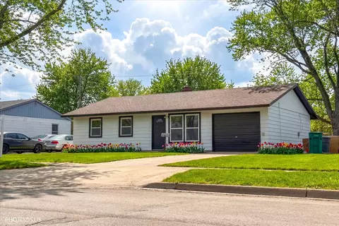 115 Fairlane Dr, Joliet, IL 60435
