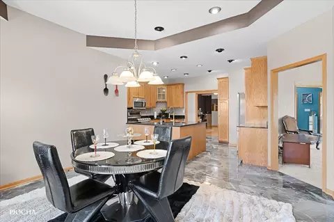 Dining - 365 E Pine Meadow Ct, Morris, IL 60450 photo 2 of 3
