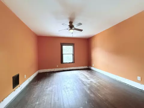 Bedroom - 1005 E Main St, Clinton, IL 61727 photo 3 of 4