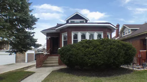 8242 S Honore St, Chicago, IL 60620