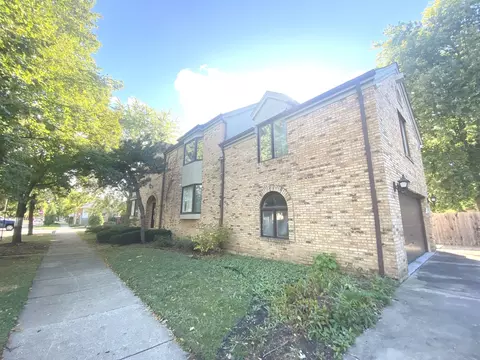 4956 S Campbell Ave, Chicago, IL 60632