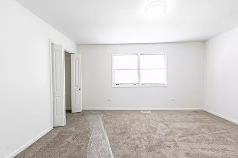 Bedroom - 16446 Spaulding Ave, Markham, IL 60428 photo 5 of 6