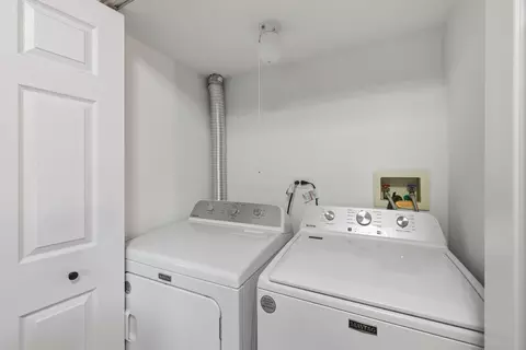 Other - 1880 Gleneagle Cir, Elgin, IL 60123 photo 4 of 5