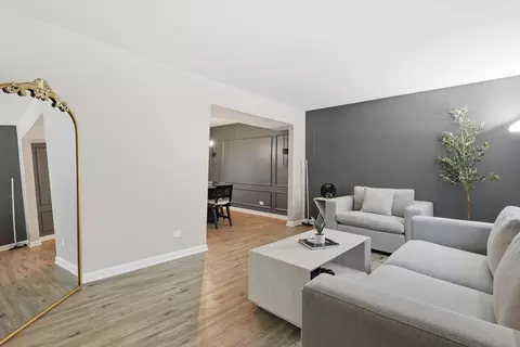 Living - 1880 Gleneagle Cir, Elgin, IL 60123 photo 1 of 3
