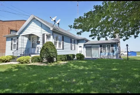320 W Main St, Grand Ridge, IL 61325