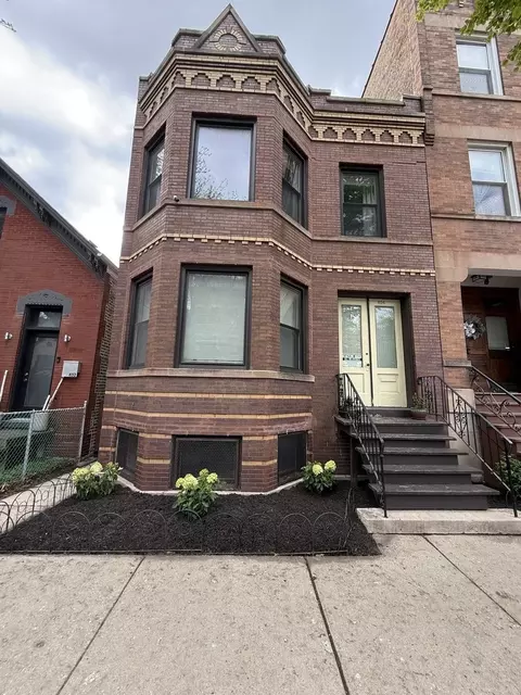 856 N Wolcott Ave, Chicago, IL 60622