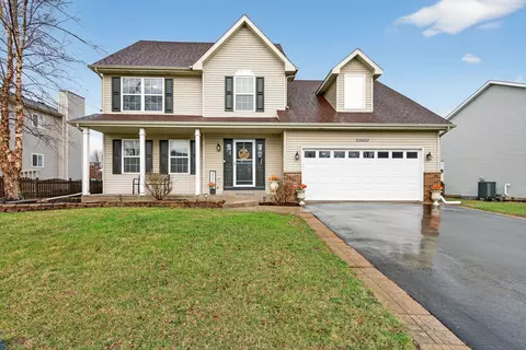 25560 S Mallard Dr, Channahon, IL 60410