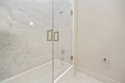 10 E Delaware Pl #18E, Chicago, IL 60611 photo 33