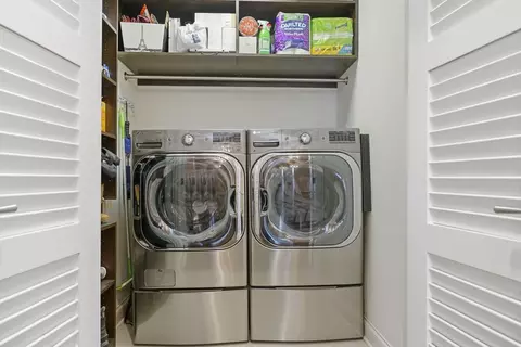 10 E Delaware Pl #18E, Chicago, IL 60611 photo 35
