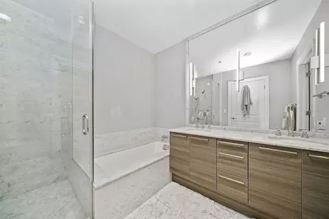 10 E Delaware Pl #18E, Chicago, IL 60611 photo 24