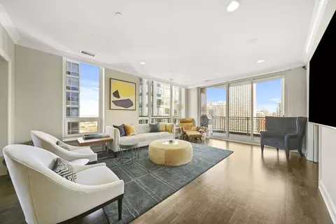 10 E Delaware Pl #18E, Chicago, IL 60611 photo 2