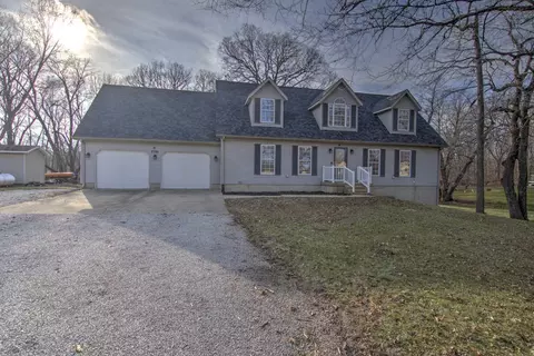 Undisclosed, Weldon, IL 61882