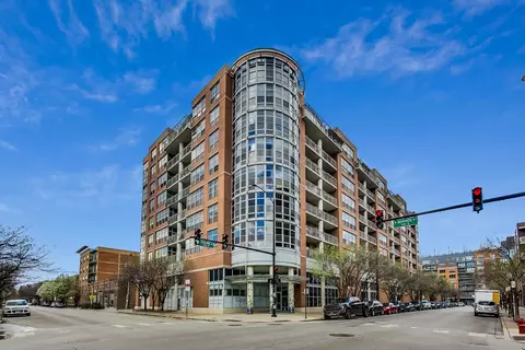 1200 W Monroe St #612, Chicago, IL 60607