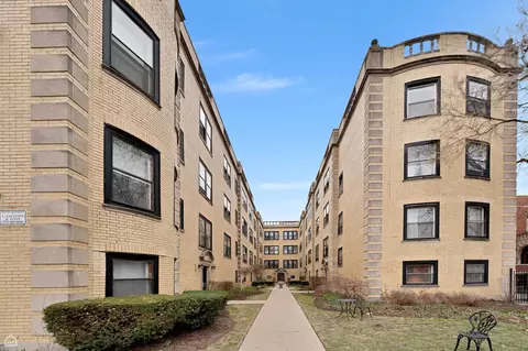2542 N Kedzie Blvd #109, Chicago, IL 60647