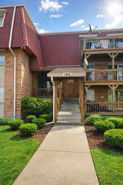 1850 Tall Oaks Dr #2204, Aurora, IL 60505