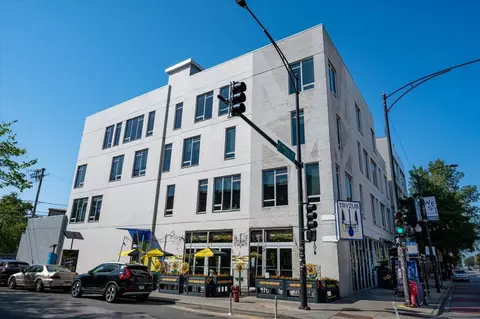 756 N Leavitt St #3SW, Chicago, IL 60612
