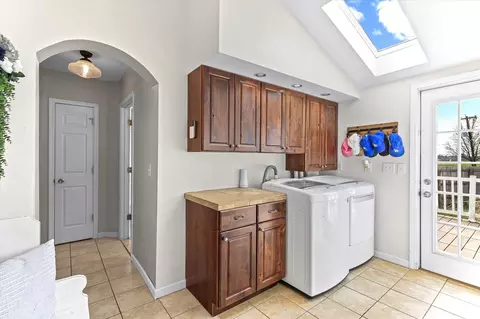 Other - 107 E Washington St, Congerville, IL 61729 photo 6 of 10