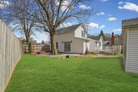 Exterior - 107 E Washington St, Congerville, IL 61729 photo 10 of 13