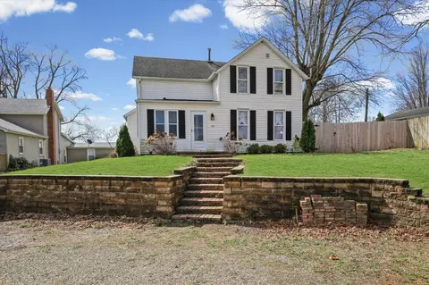 107 E Washington St, Congerville, IL 61729