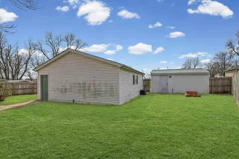 Exterior - 107 E Washington St, Congerville, IL 61729 photo 12 of 13
