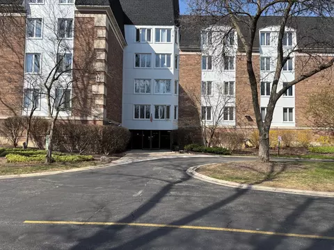 150 Lake Blvd #120, Buffalo Grove, IL 60089