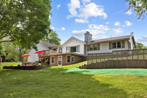 Exterior - 703 Crestview Dr, Ingleside, IL 60041 photo 3 of 7