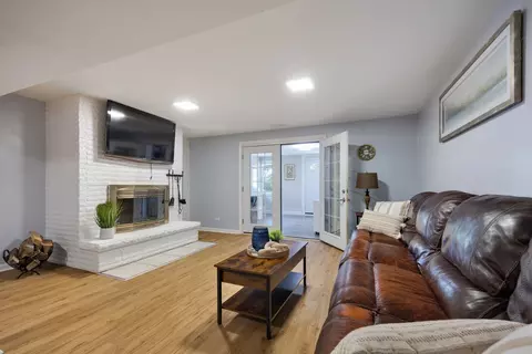 Living - 703 Crestview Dr, Ingleside, IL 60041 photo 4 of 4
