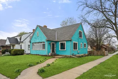 Exterior - 644 Columbia Ave, Elgin, IL 60120 photo 1 of 4