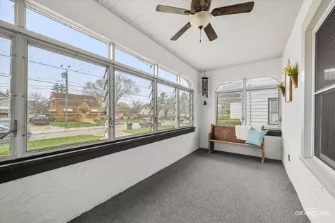 Exterior - 644 Columbia Ave, Elgin, IL 60120 photo 2 of 4
