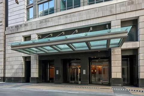 130 N Garland Ct #2409, Chicago, IL 60602