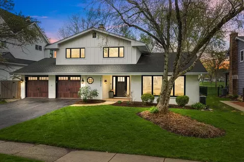 1033 Royal Saint George Dr, Naperville, IL 60563