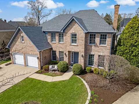 708 Fairfield Ct, Westmont, IL 60559
