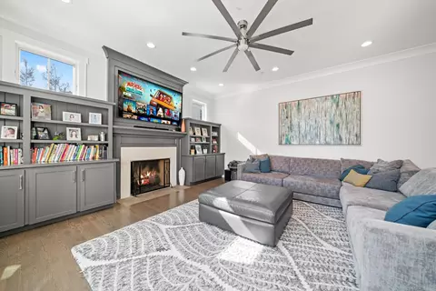 Living - 619 Jackson Ave, River Forest, IL 60305 photo 2 of 2
