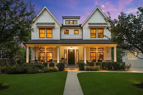 619 Jackson Ave, River Forest, IL 60305