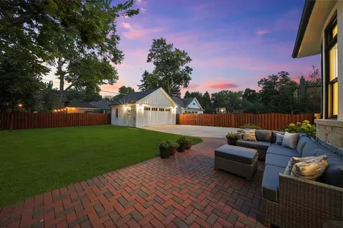 Exterior - 619 Jackson Ave, River Forest, IL 60305 photo 3 of 3