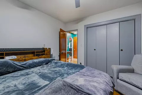 Bedroom - 937 25th St, Moline, IL 61265 photo 2 of 9
